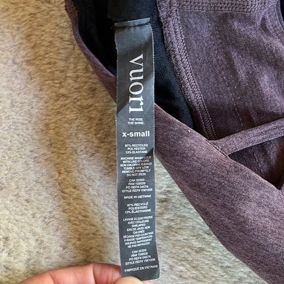 Vuori Juno Sports Bra - Picture 9 of 10